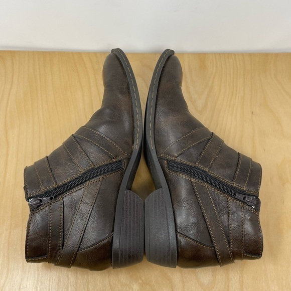 B.O.C. Brown Vegan Leather Ankle Boots w/Strap & Buckle Detail Zippered Size 8 - Picture 5 of 10